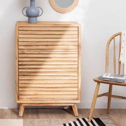 Chest of Drawers in Wood Deleyna